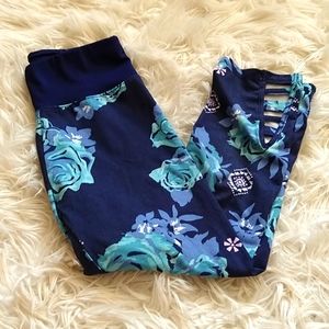 Flower Capri leggings!
